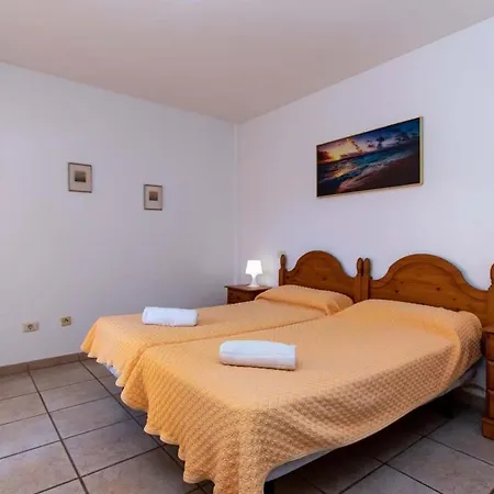 شقة Benimar 13 - Two Bed Overlooking The Pool *