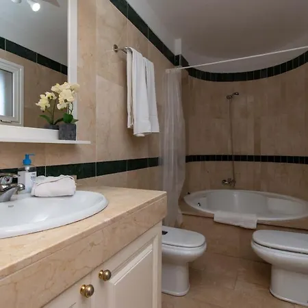Benimar 13 - Two Bed Overlooking The Pool Lejlighed Costa Adeje (Tenerife)