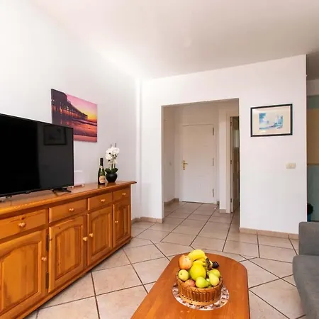 Benimar 13 - Two Bed Overlooking The Pool Διαμέρισμα *