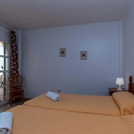 아파트 Benimar 13 - Two Bed Overlooking The Pool